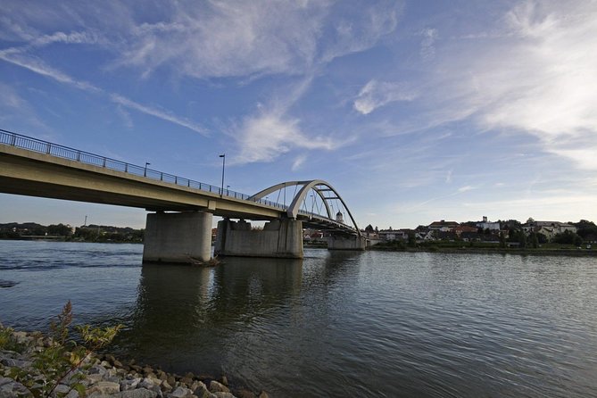 1-way Prague to Vilshofen private transfer - up to 7 passengers - What the ride is actually like