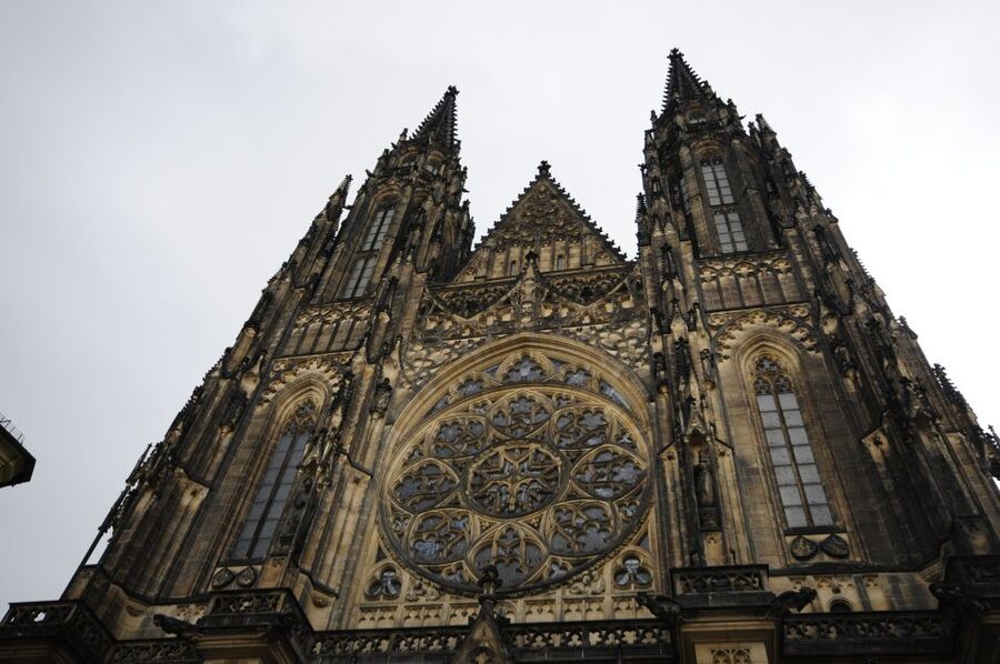 3-Hour Prague Castle & Interiors Tour - The Royal Palace and the story of Czech power