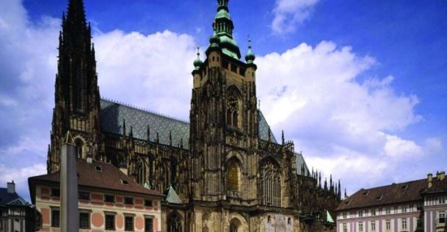 3-Hour Prague Castle & Interiors Tour - St. George’s Basilica and a change of scale
