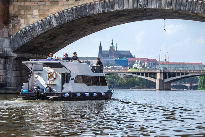 3 Hours Prague Private Boat Cruise Beer or Prosecco Unlimited - The first views: Dancing House and National Theatre