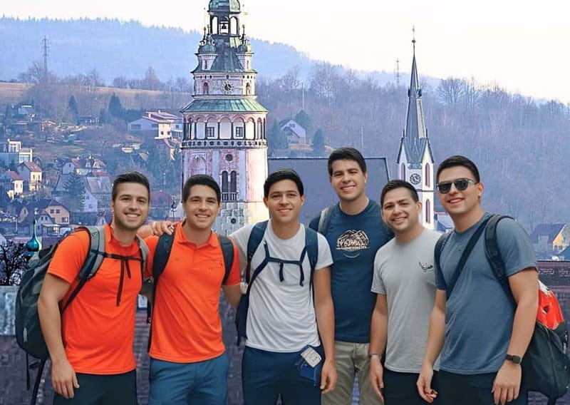 5h All-in SUMMER Tour River Cruise, Castle, Lunch & Treats☀️ - A Czech lunch with one drink included