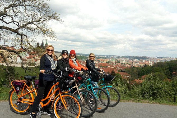7 BEST VIEWS - PRAGUE eBIKE TOUR - Along the river to Rudolfinum