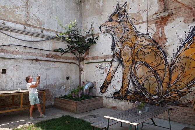 Alternative Prague Walking Tour - Key points at a glance