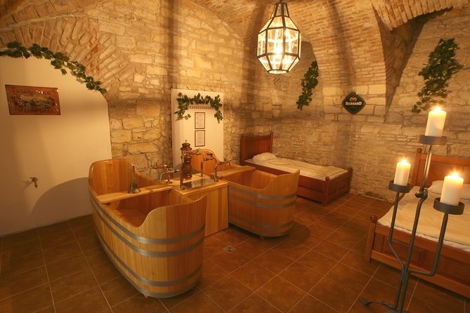 Beer Bath with Unlimited beer! - Who will enjoy this Prague beer spa?