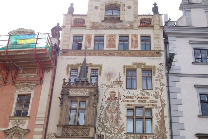 Best of Prague - City walking tour with Czech Cuisine Lunch - Prague Castle, the seat of kings and presidents