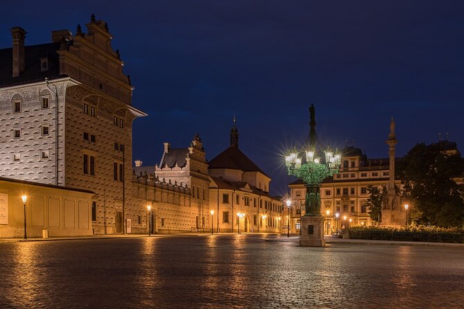 Best views of Prague by night - Hanavsky Pavilion and Prague’s bridges