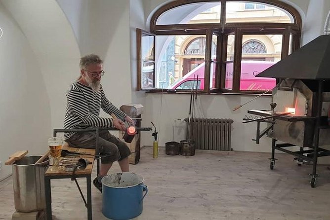Bohemian Glass blowing in Prague - Key points to know before you book