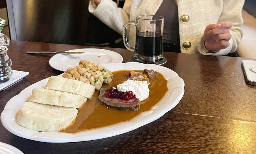 Brno: Food tasting tour in Hidden Gems (Small Groups) - Klobása, beer, and the most relaxed stop