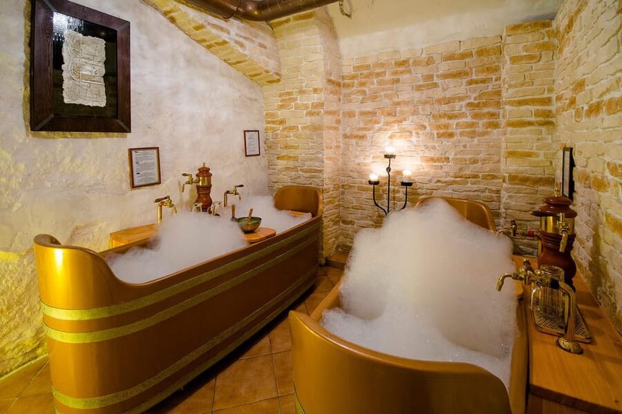 Caroline Bernard Beer Spa Prague with Beer & Massage Option - What is provided, and what you should bring