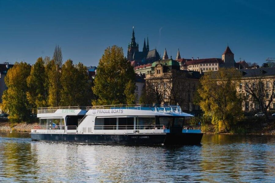 City Sightseeing Prague HOHO Bus, Castle Tour + River Cruise - Key points to know before you book