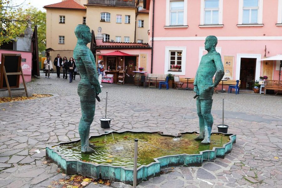 Contemporary art tour in Prague: the works of David Černý - Ten works spread across three Prague districts