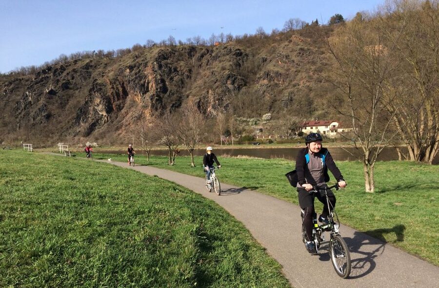 Coutryside e-bike tour to Karlstejn Castle - Returning to Prague by train