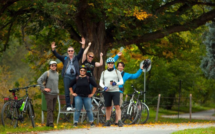 Coutryside e-bike tour to Karlstejn Castle - Bike comfort and what to bring