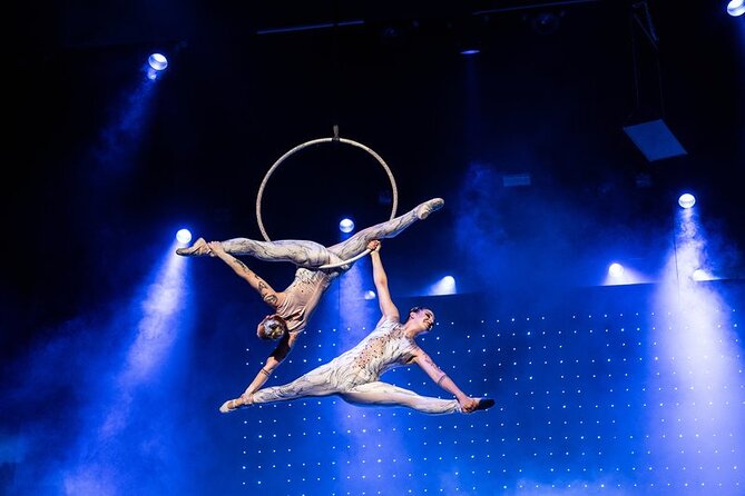 Czech Cabaret Show - What Happens During the 2-Hour-40-Minute Show