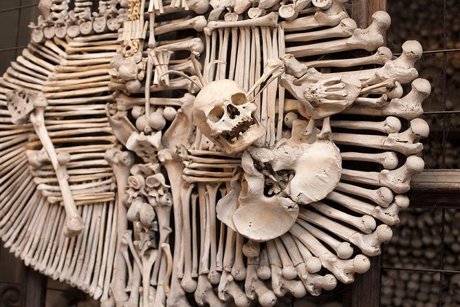 Day Trip to Kutná Hora by train from Prague - Lunch, timing, and the real pace of the day