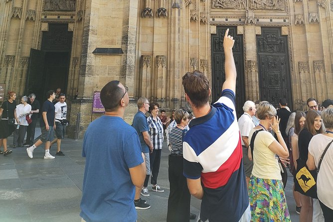 Discover Prague Private Tour - 3 hours - The guides and the human side of the tour