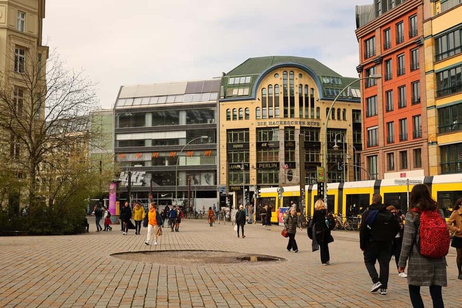 Eating Berlin: City Center Food & Beer Tour - Why this Berlin food walk works