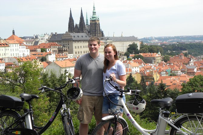 Ebike Prague Tour - What the guides add to the ride