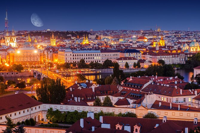 Evening View Walk in Prague - What the evening timing really means