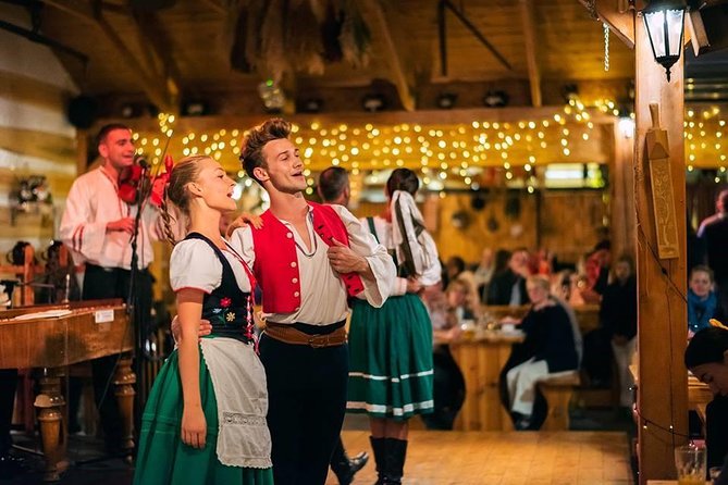 Folklore Evening with Music and Dinner - Arriving at the Czech restaurant