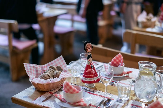 Folklore Evening with Music and Dinner - Dinner, beer, and wine