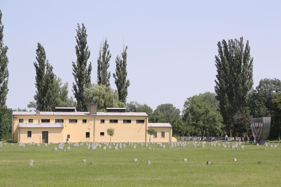 From Prague: All-inclusive Bus Tour to Terezin Memorial - Key points to know before you book