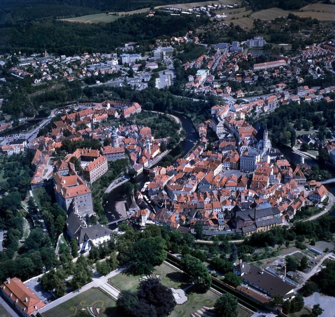 From Prague: Český Krumlov and České Budějovice Day Trip - Why Český Krumlov is worth the long road from Prague