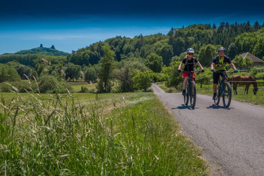 From Prague: E-Mountain Biking Trip to the Bohemian Paradise - Hruboskalsko and the ridgeline trail