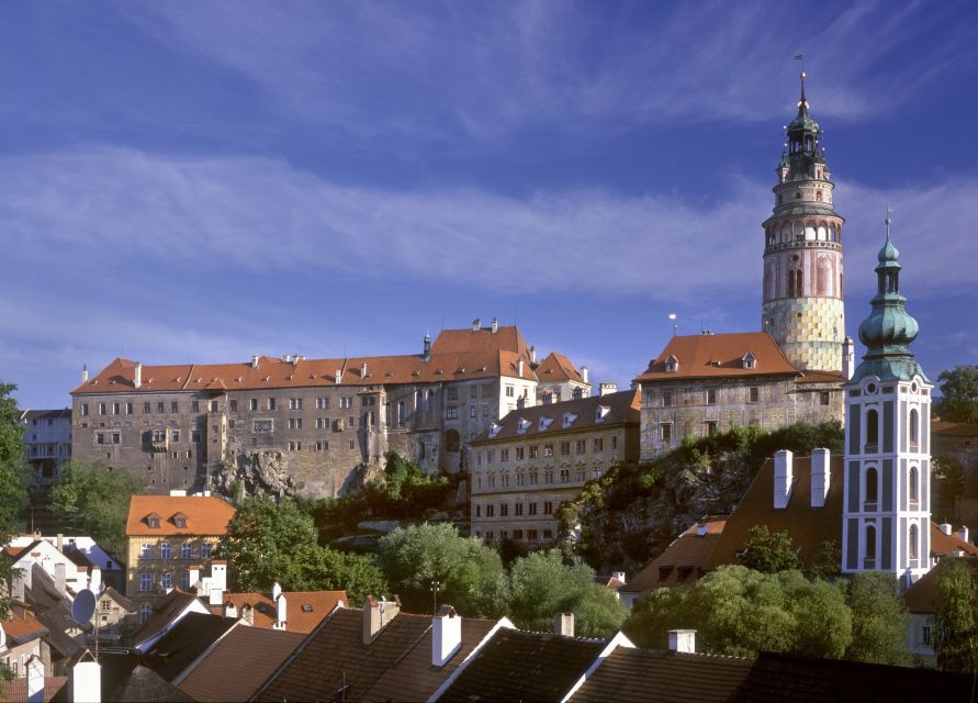 From Prague: Full-Day Český Krumlov Tour with Lunch - The castle complex and the Baroque theatre