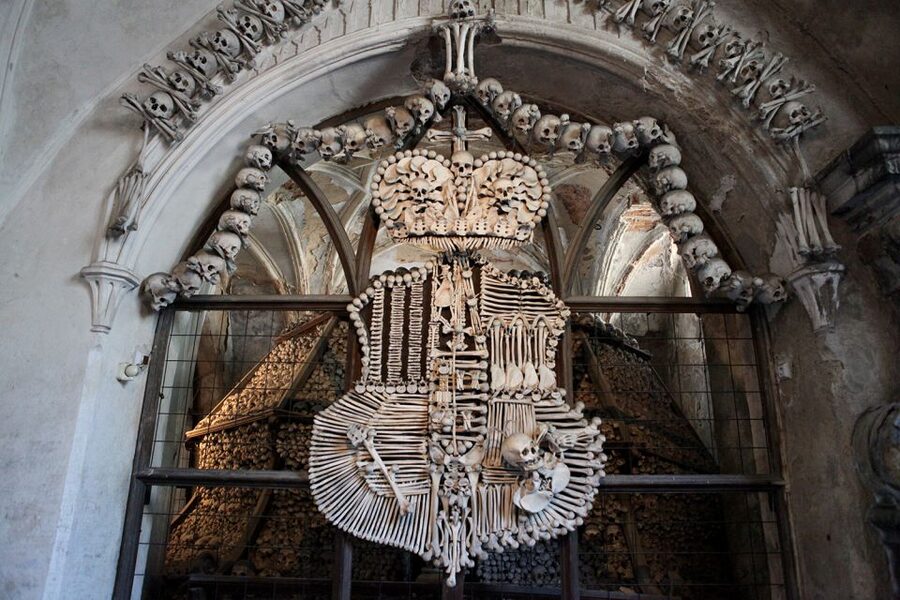 From Prague: Kutna Hora and Bone Chapel Tour - Hussite Wars and the town’s changing fortunes
