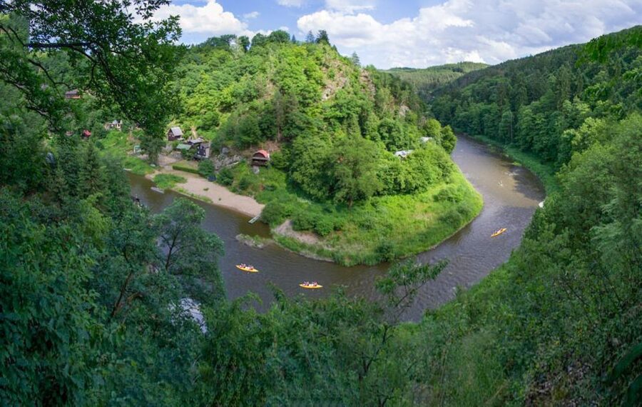 From Prague: Sazava River Canoe Day Trip for All Levels - Learning the canoe before the current picks up