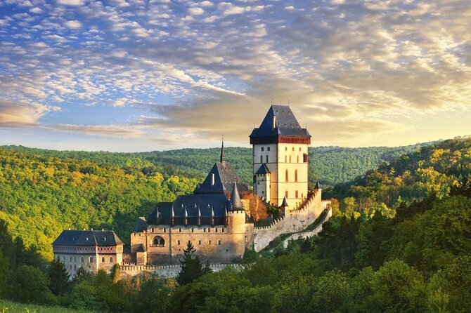 From Prague: Small-Group Karlstejn Castle & Koneprusy Caves Trip - Czech lunch, beer, and a sensible midday break