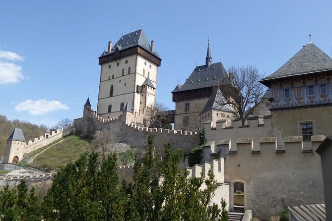 Full-Day Countryside E-Bike Tour to Karlstejn Castle (small group - Cernosice and Dobrichovice beside the Berounka