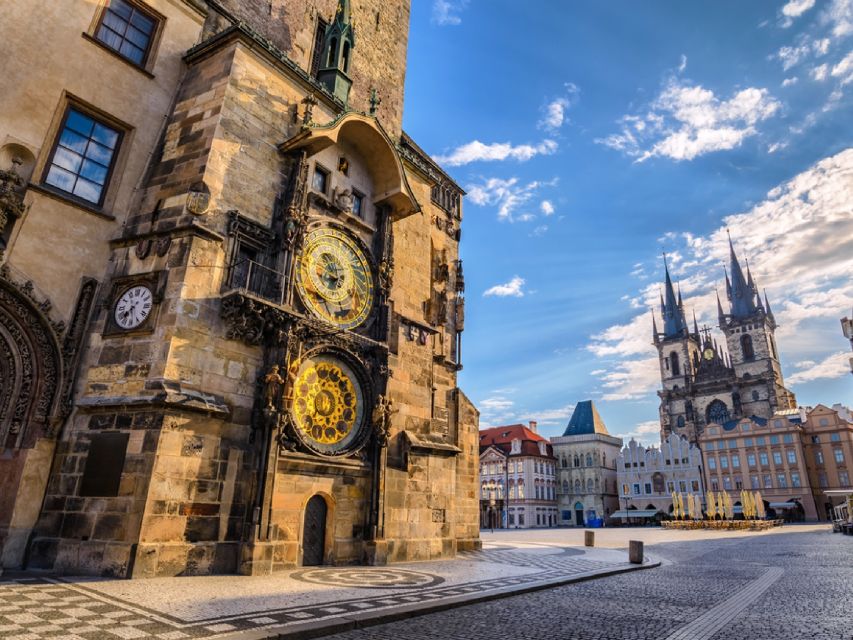 Full-Day Private Trip from Vienna to Prague - Guides who shape the day