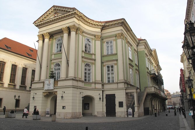 Get to see all sites in one tour - Prague private tour by minivan - Why this private Prague tour works as an introduction