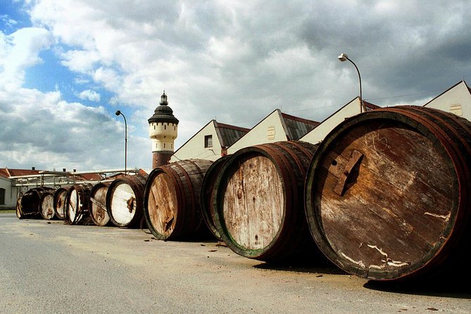 Glass and Brewery Day Trip from Prague - Pilsner Urquell: beer history with a cold finish