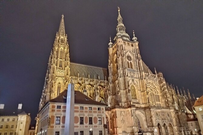 Guided Old Town & Jewish quarter Walking Tour Prague (Tip-based) - Kampa Park gives the walk breathing room