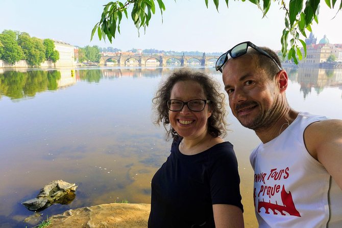 Guided Sightseeing Running Tour in Prague (9-12K) - What the guide adds to the workout