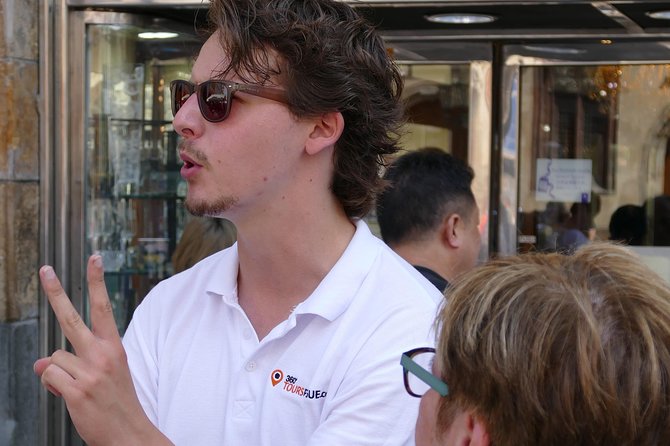 Hidden Prague Private Walkingtour - Why this walk is different from a standard Prague tour