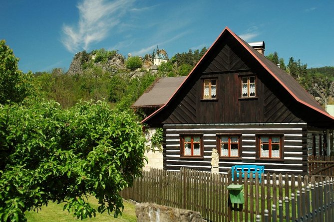 Hiking in fantastic Czech Paradise - Full Day Trip from Prague - The Golden Path and the ruins of Trosky Castle