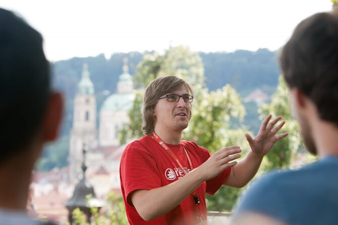 Historic Highlights Walking Tour from Prague - Key points to know before you go