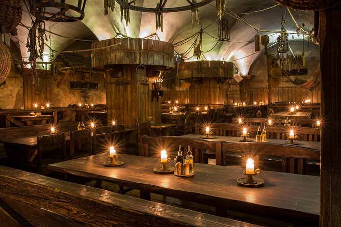 Historical Fantasy Show - How the five-course meal unfolds