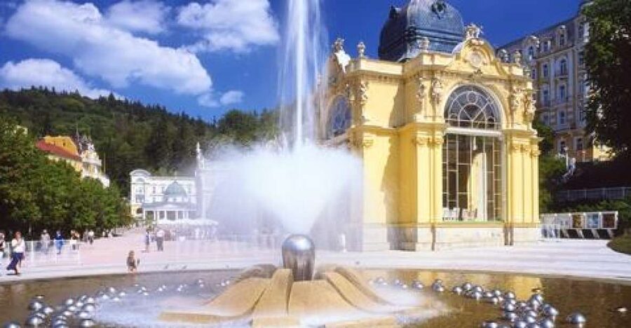Karlovy Vary & Marianske Lazne Tour from Prague with Lunch - Key points at a glance