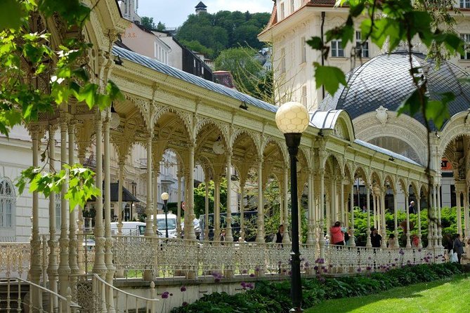 Karlovy Vary - The town of spas, mineral springs and relaxation - Who will get the most from this outing?