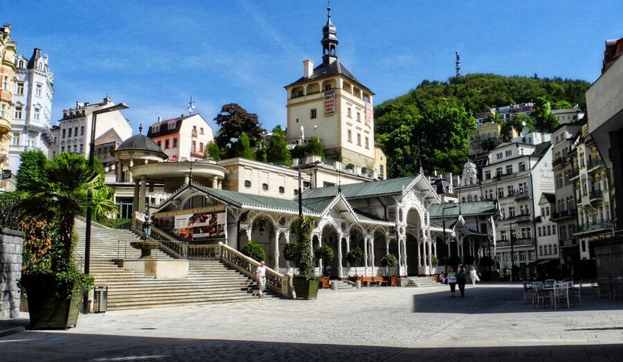 Karlovy Vary - the world famous spa - Two hours for walking, shopping, and your own plans