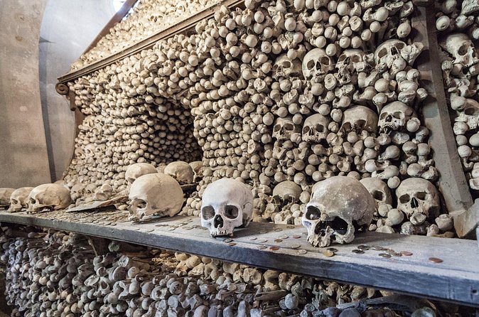 Kutná Hora Medieval Town in Vintage Cabrio car - The $755.81 price and who gets good value