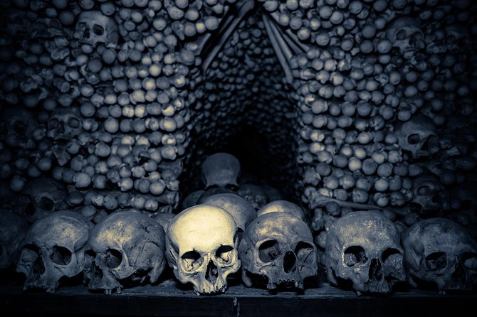 Kutna Hora Private day trip from Prague with lunch, admission and local treat - Walking Kutná Hora’s old center