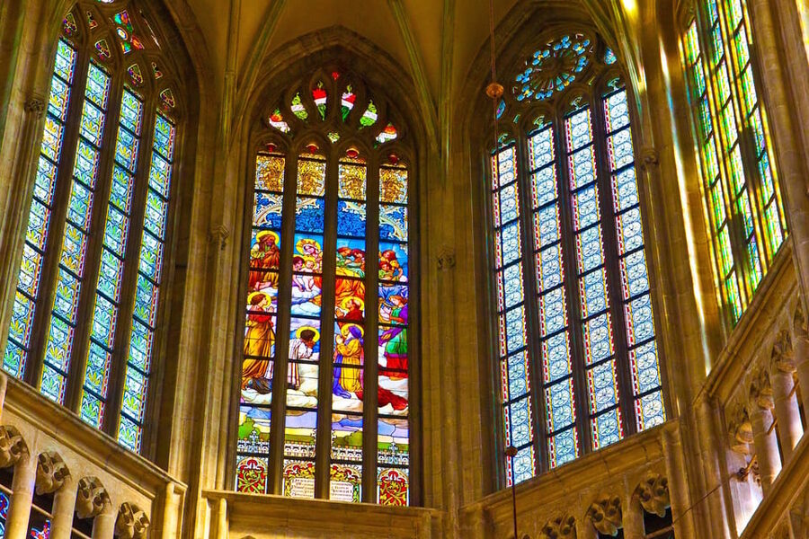 Kutna hora - Unesco - Inside Gothic St. Barbara Church