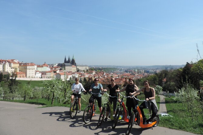 Live-Guided e-Scooter Tour of the Old Town of Prague, 60 min - Jewish Quarter and the sights between stops