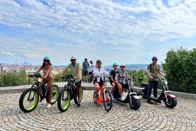 Live-Guided e-Scooter Tour of the Old Town of Prague, 60 min - What the short timing really means